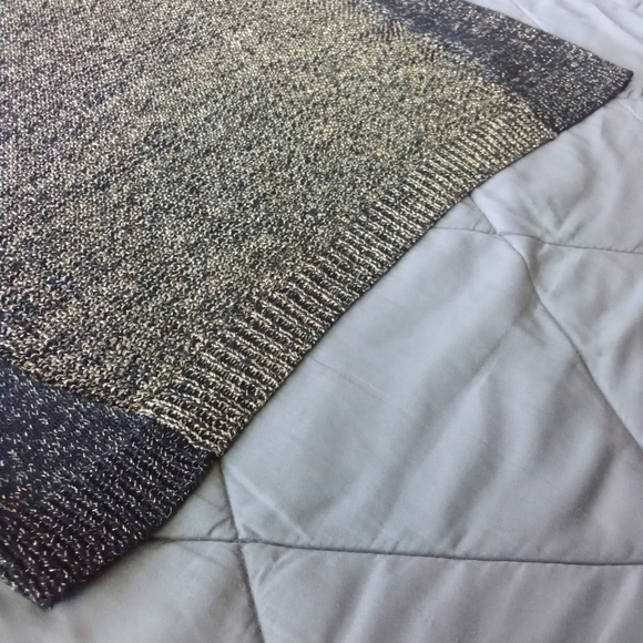 Women's Relativity Metallic Gold & Black Knit Sweater Raglan Sleeve Crew Neck - Picture 9 of 13